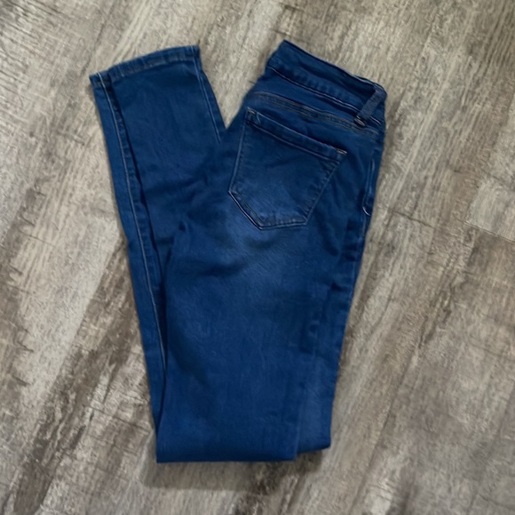 Jeans - Picture 1 of 3